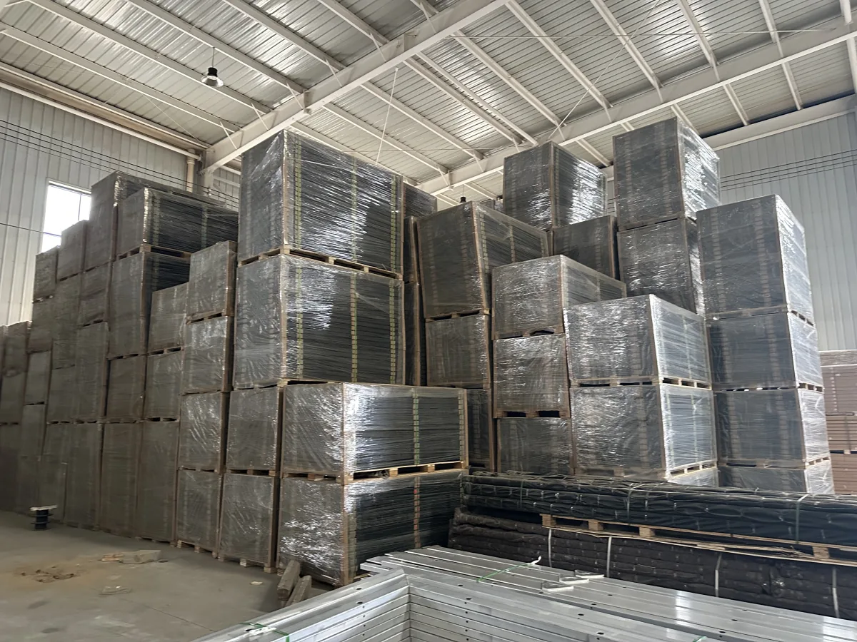 Wrapped padel court components stored and ready for shipment